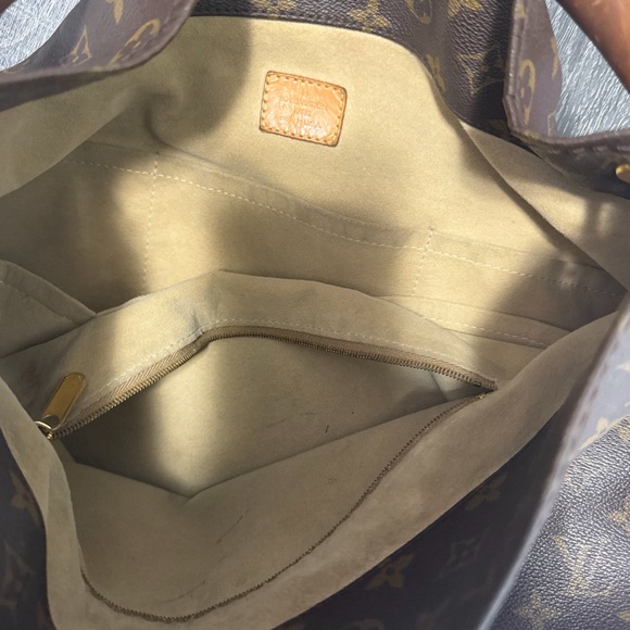 Louis Vuitton Brown Monogram Shoulder Bag AUTHENTIC ‼️‼️ - Picture 13 of 16